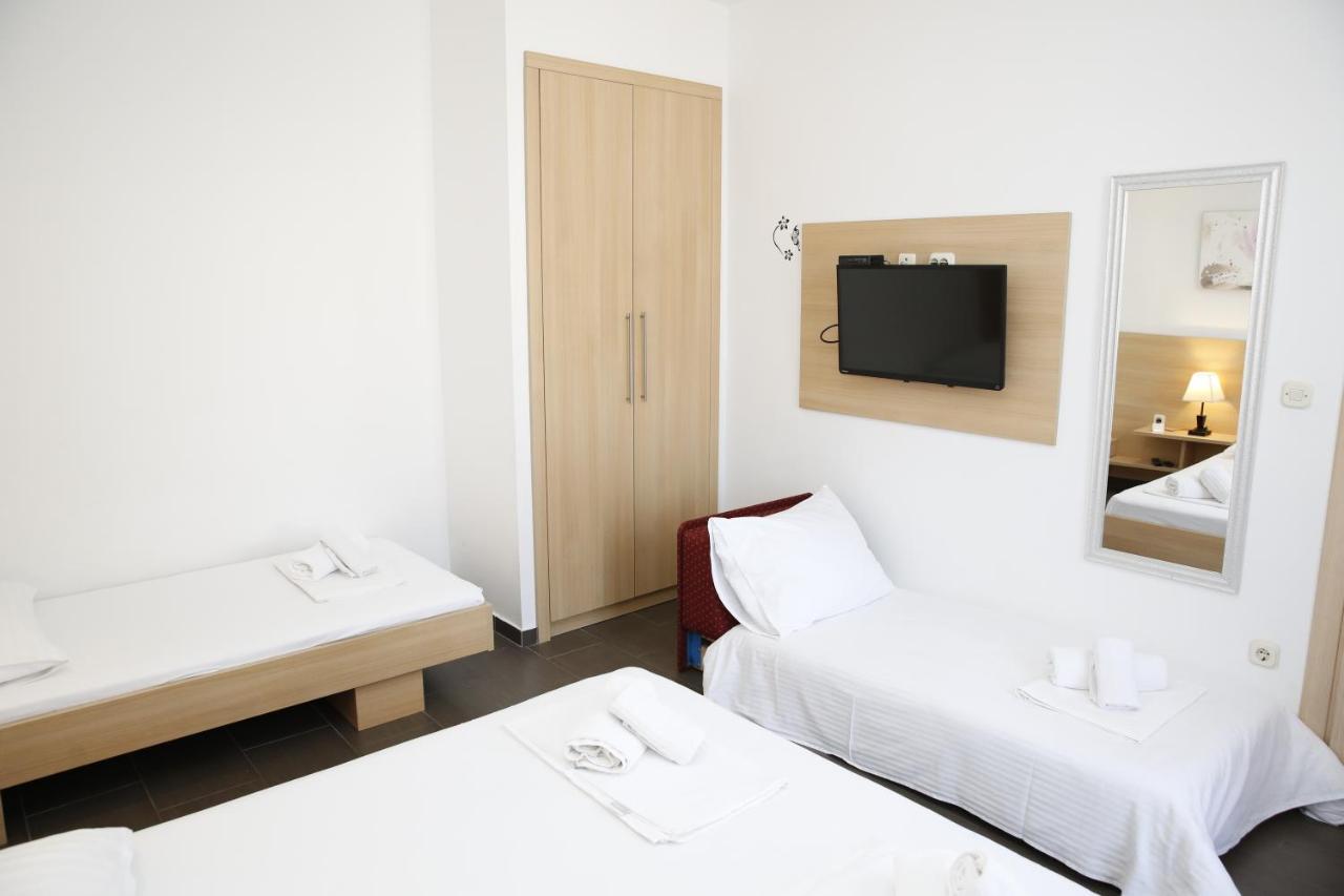 Guest House Lorenta Vodice Zewnętrze zdjęcie