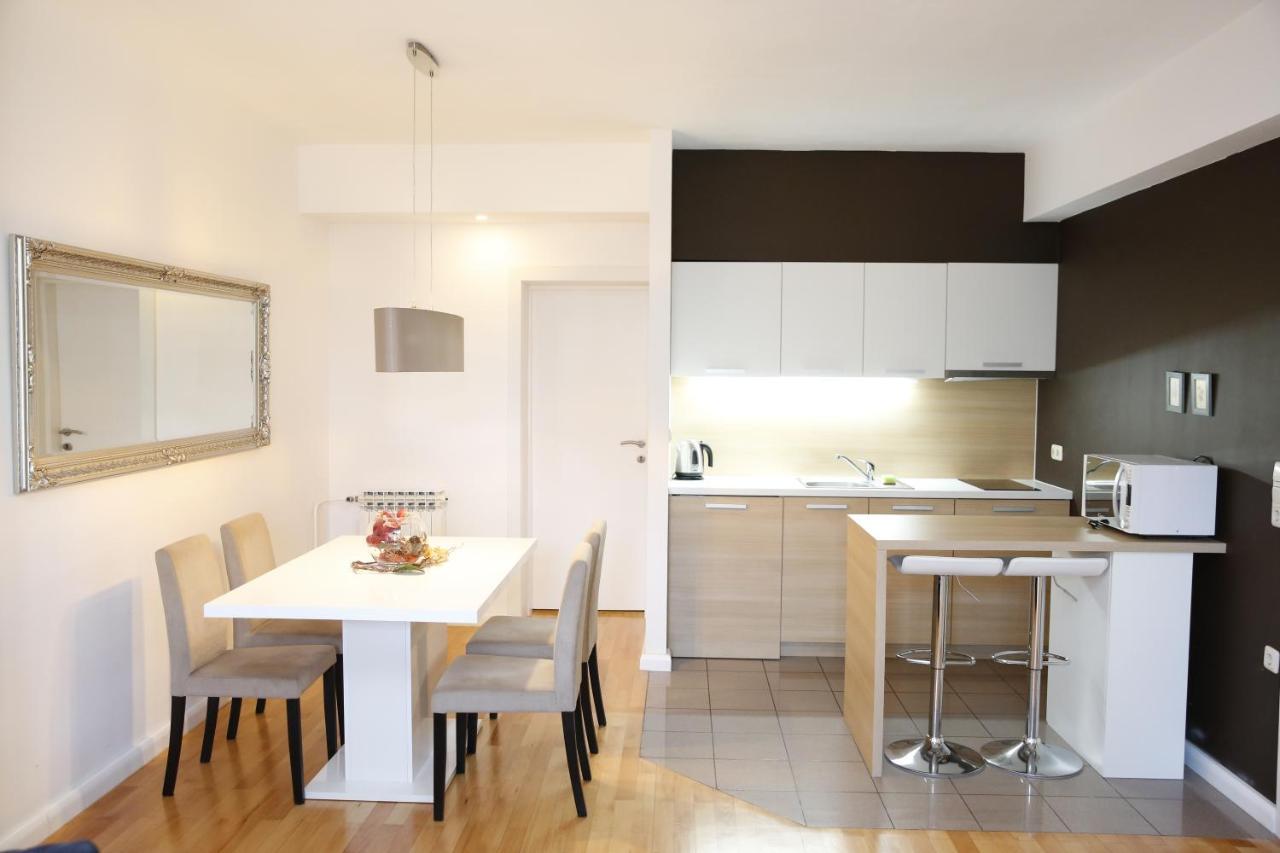 Guest House Lorenta Vodice Zewnętrze zdjęcie