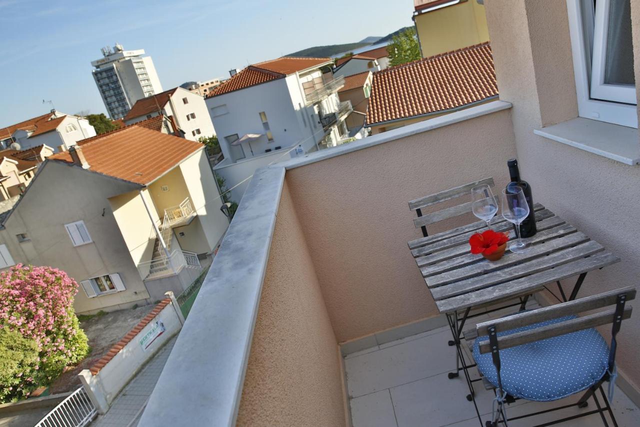 Guest House Lorenta Vodice Zewnętrze zdjęcie