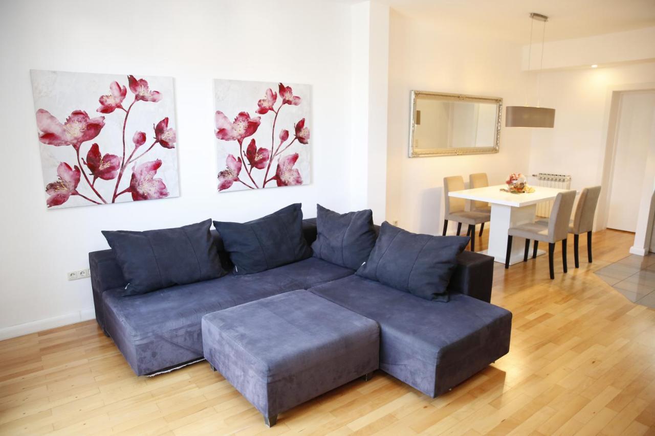 Guest House Lorenta Vodice Zewnętrze zdjęcie