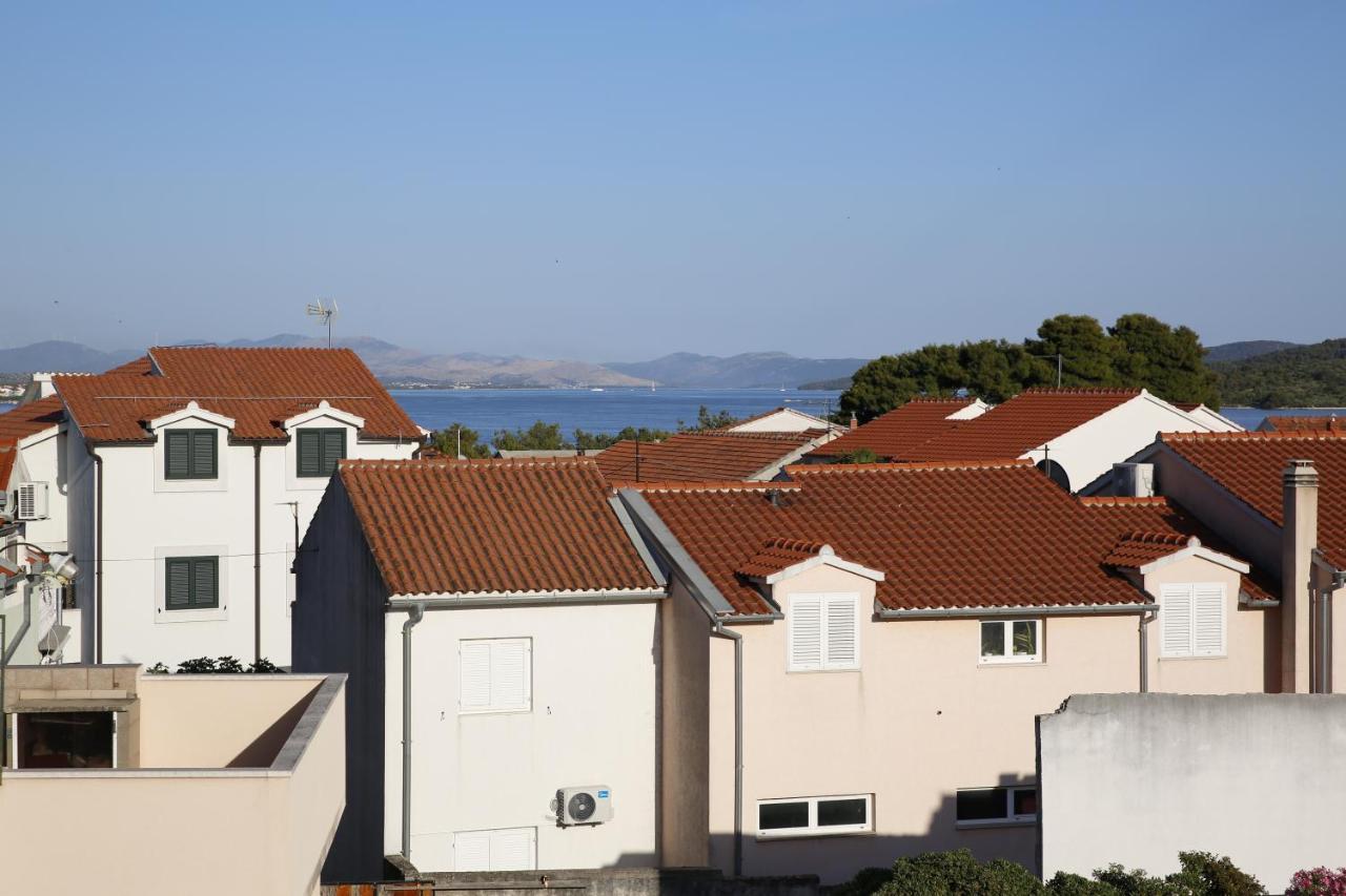 Guest House Lorenta Vodice Zewnętrze zdjęcie