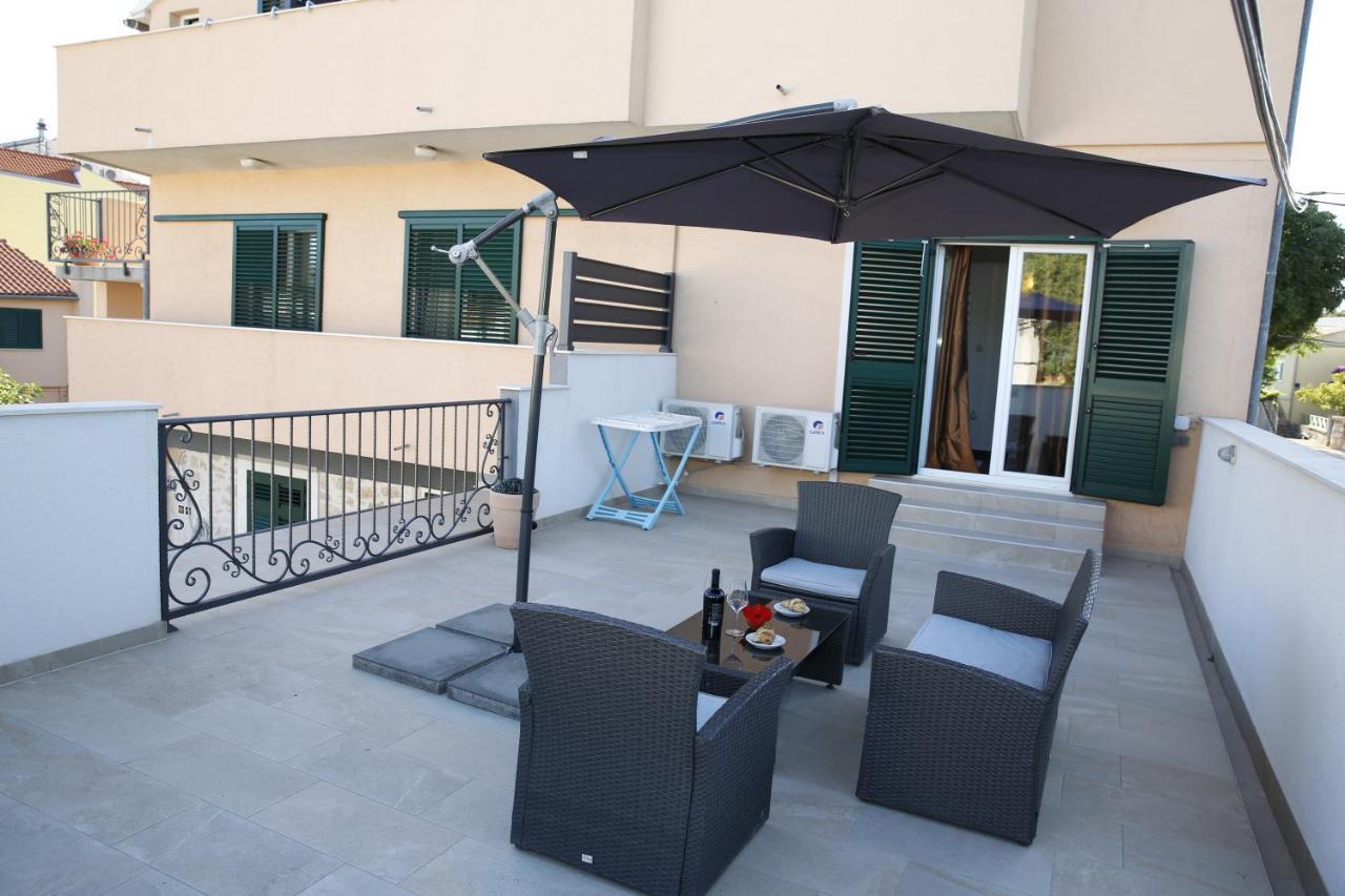 Guest House Lorenta Vodice Zewnętrze zdjęcie