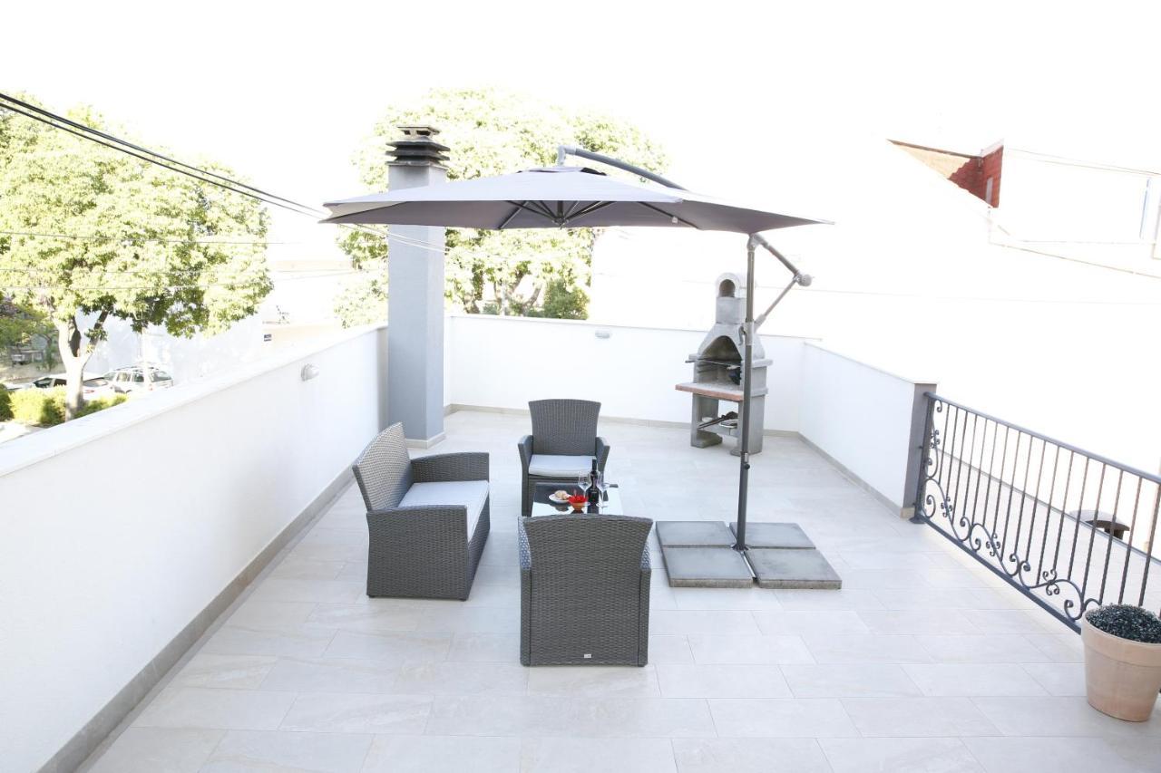 Guest House Lorenta Vodice Zewnętrze zdjęcie