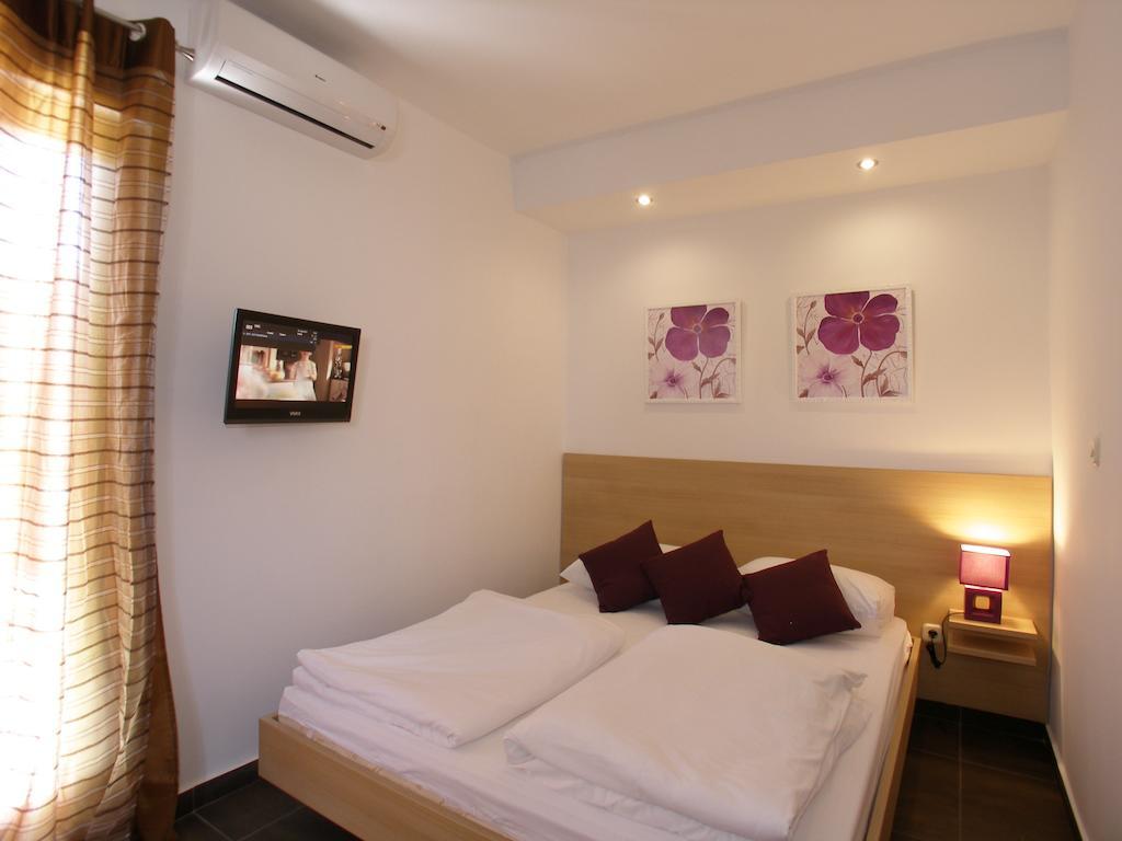 Guest House Lorenta Vodice Pokój zdjęcie