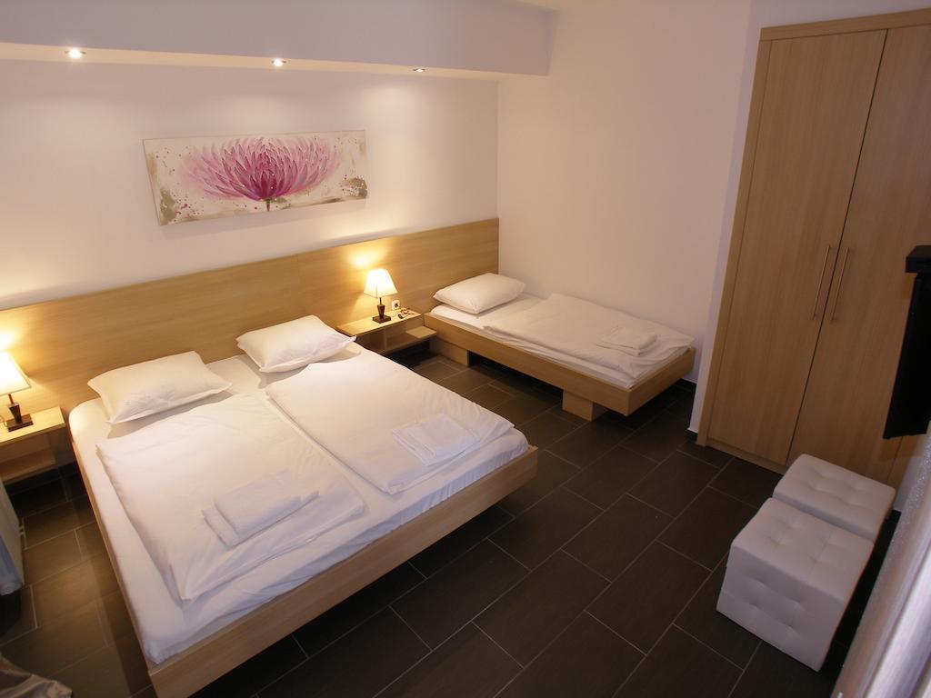Guest House Lorenta Vodice Pokój zdjęcie