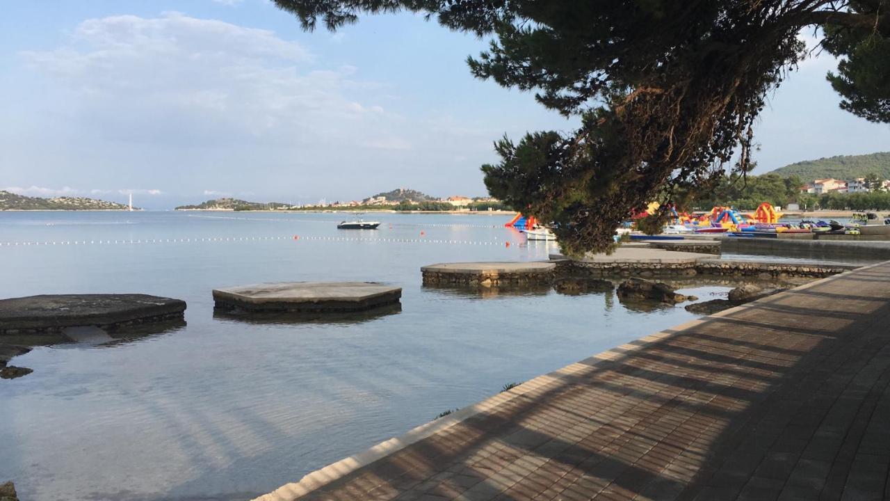 Guest House Lorenta Vodice Zewnętrze zdjęcie